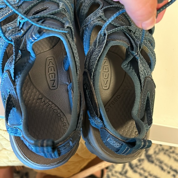 Keen Whisper Sandal smoke blue women’s size 10 EUC - Picture 7 of 16